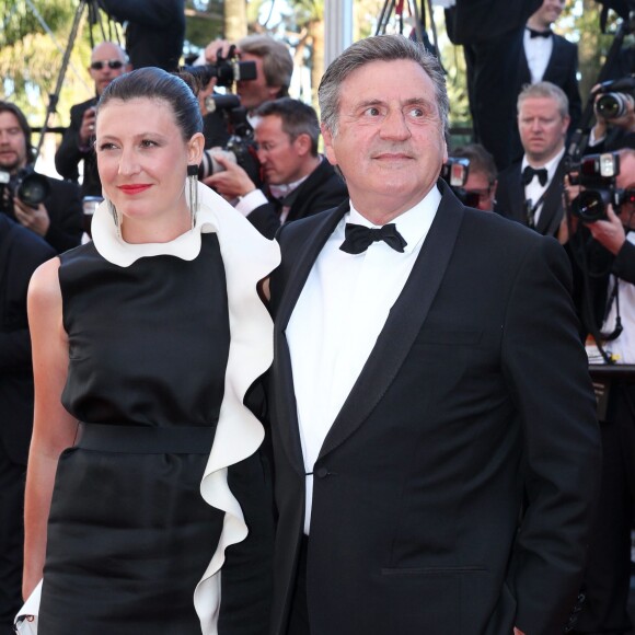 Aude Ambroggi et Daniel Auteuil - Montée des marches du film "La Vénus à la fourrure" lors du 66e festival du film de Cannes. Le 25 mai 2013.