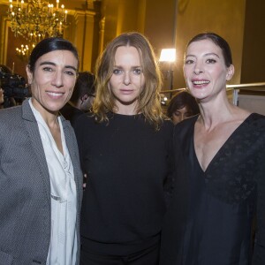 Blanca Li, Stella McCartney et Marie-Agnès Gillot au défilé de mode Stella McCartney, collection prêt-à-porter printemps-été 2016, à l'opéra Garnier à Paris. Le 5 Octobre 2015.