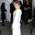 Hailey Baldwin assiste au gala "amfAR New York" de l'amfAR au Cipriani Wall Street. New York, le 10 février 2016.
