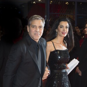 George Clooney et sa femme Amal Alamuddin Clooney - Tapis rouge du film "Ave, César !" lors de l'ouverture du 66e Festival International du Film de Berlin, la Berlinale, le 11 février 2016