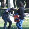 Exclusif - Olivier Martinez et son fils Maceo lors d'une partie de football au Coldwater Canyon Park à Beverly Hills, le 26 janvier 2016. Une amie de l'acteur les a rejoints. Qui est donc cette femme ?