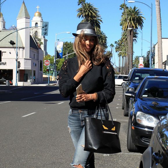 Tyra Banks dans les rues de Beverly Hills, le 16 novembre 2015.