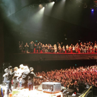 Eagles of Death Metal à l'Olympia : Des larmes et beaucoup de rock'n'roll...