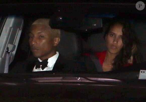 Pharrell Williams et sa femme Helen Lasichanh arrivant au mariage de Liberty Ross et Jimmy Iovine, le jour de la Saint Valentin, à Beverly Hills, le 14 février 2016.