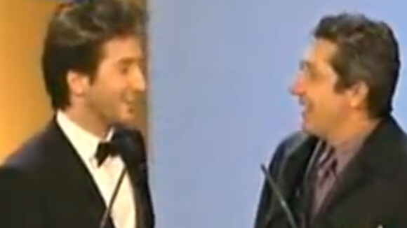 Alain Chabat s'incruste à la soirée des César 2001 animée par Edouard Baer.
