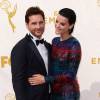 Jaimie Alexander et son fiancée Peter Facinelli lors des 67ème Emmy Awards à Los Angeles le 20 septembre 2015.