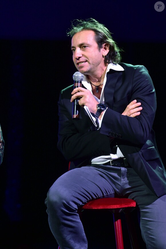 Philippe Candeloro lors de la conférence de presse du spectacle Holiday On Ice, Believe, au Lido à Paris, le 9 décembre 2015.