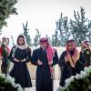 Rania et Abdullah II de Jordanie priant à la mémoire du roi Hussein devant sa tombe à Amman le 7 février 2016.