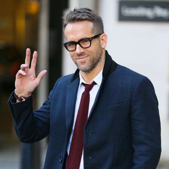 Ryan Reynolds se rend sur les studios de la BBC radio à Londres le 28 janvier 2016.