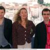 Eric Caravaca, François Dupeyron et Isabelle Renaud - Festival de Cannes 2001, photocall du film La Chambre des officiers