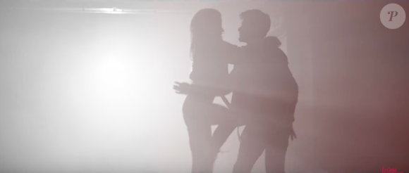 Rayane Bensetti et Denitsa Ikonomova, très complices lors d'une danse chorégraphiée par Chris Marques. Février 2016.