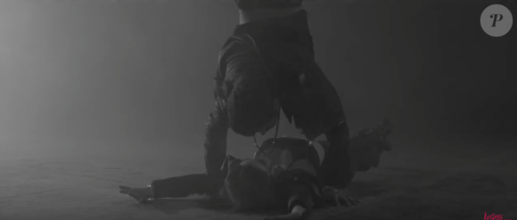 Rayane Bensetti et Denitsa Ikonomova, très complices lors d'une danse chorégraphiée par Chris Marques. Février 2016.