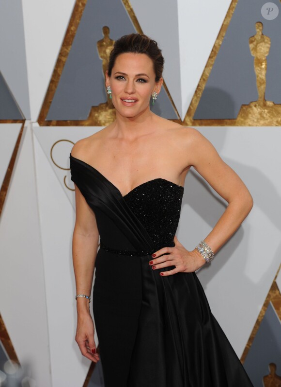 Jennifer Garner - Photocall de la 88ème cérémonie des Oscars au Dolby Theatre à Hollywood. Le 28 février 2016