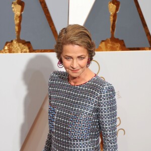 Charlotte Rampling (bijoux De Grisogono - Photocall de la 88ème cérémonie des Oscars au Dolby Theatre à Hollywood le 28 février 2016