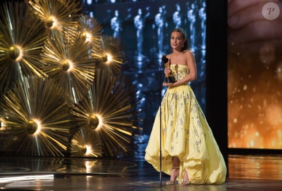 Alicia Vikander (Oscar de la meilleure actrice dans un second rôle pour le film "The Danish Girl") - Intérieur - 88ème cérémonie des Oscars à Hollywood, le 28 février 2016.