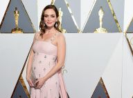 Emily Blunt enceinte : Sublime aux Oscars pour dévoiler ses jolies rondeurs