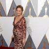 Chrissy Teigen enceinte - 88ème cérémonie des Oscars à Hollywood, le 28 février 2016.