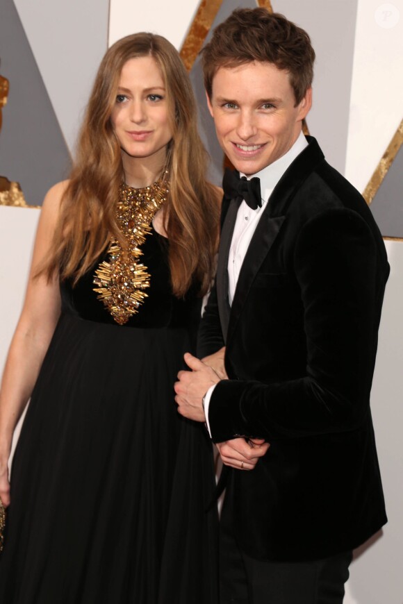 Eddie Redmayne et sa femme Hannah Bagshawe - Photocall de la 88ème cérémonie des Oscars au Dolby Theatre à Hollywood. Le 28 février 2016