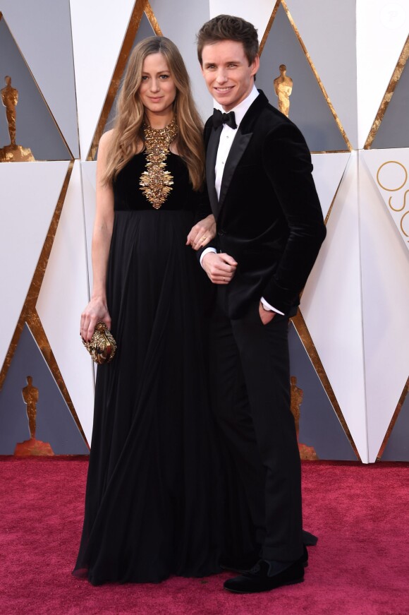 Eddie Redmayne et sa femme Hannah Bagshawe - Photocall de la 88ème cérémonie des Oscars au Dolby Theatre à Hollywood. Le 28 février 2016