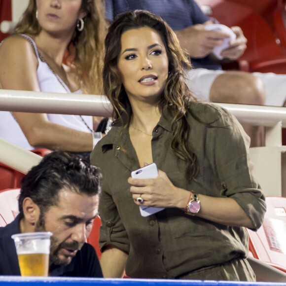 Eva Longoria et son amoureux Jose Antonio Baston au tournoi de tennis d'Acapulco, Mexique, le 26 février 2016