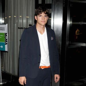 Ashton Kutcher à la Premiere du film "Jobs" a New York, le 8 aout 2013.