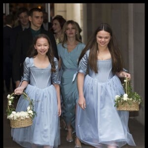 Georgia May, Elizabeth Jegger, Grace et Chloe Murdoch quittent l'église Saint-Bride de Londres le 5 mars 2016.