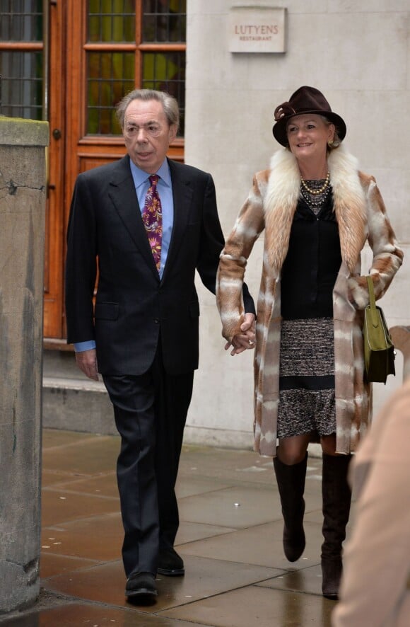 Lord Andrew Lloyd-Webber son épouse Madeleine Gurdon, baronne Lloyd-Webber, arrivent à St Bride's Church. Londres, le 5 mars 2016.