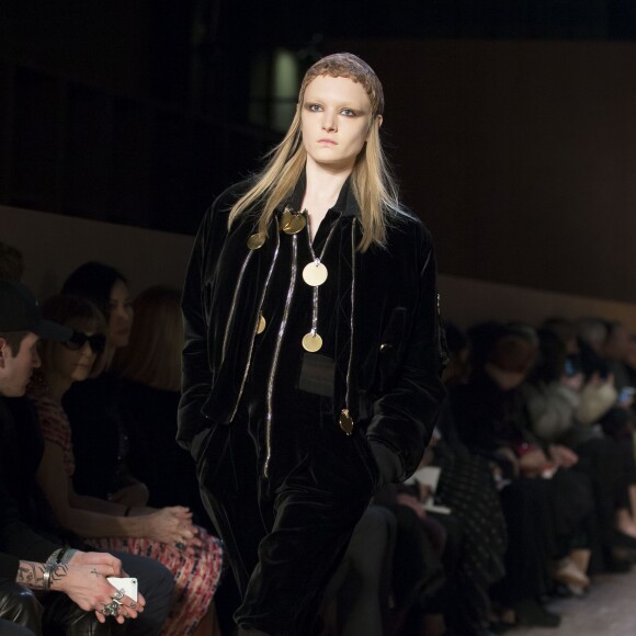 - Défilé de mode Givenchy collection prêt-à-porter Automne Hiver 2016/2017 lors de la fashion week à Paris, le 6 mars 2016. © Olivier Borde/Bestimage  Catwalk - Givenchy show as part of the Paris Fashion Week Womenswear Fall Winter 2016/2017 on March 6th, 2016 in Paris, France.06/03/2016 - Paris