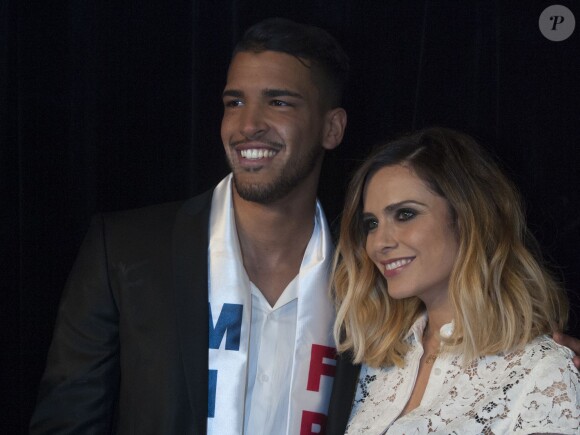 Sélim Arik, élu Mister France 2016, Clara Morgane (présidente du jury) - Election de Mister France 2016 à l'Espace Pierre Cardin à Paris le 8 mars 2016. Sélim Arik qui endosse l'écharpe tant convoitée. A 22 ans et du haut de son mètre 91, cet apollon originaire de la région Centre Val de Loire s’apprête à vivre une année riche en émotions. © Pierre Perusseau/Bestimage