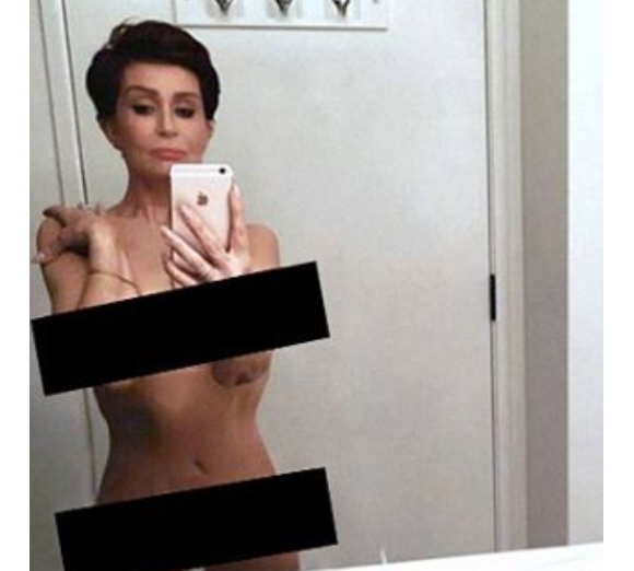 Sharon Osbourne se sent inspirée par le selfie nue de Kim Kardashian. Photo publiée sur Instagram, le 9 mars 2016.