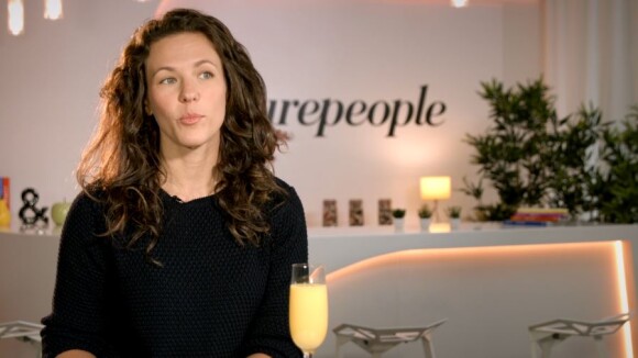 Interview de Lorie Pester pour Purepeople.com. Février 2016