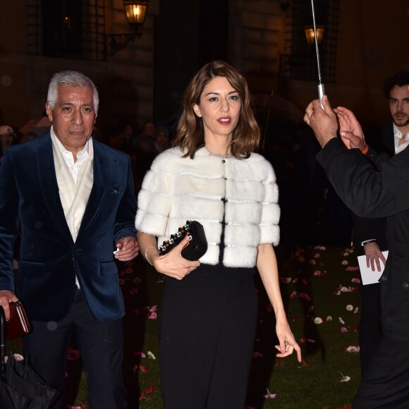 Sofia Coppola assiste à la soirée d'ouverture du restaurant japonais "Zuma", sur la terrasse du Palazzo Fendi. Rome, le 10 mars 2016.