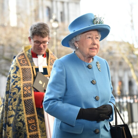 La reine Elizabeth II arrive à l'abbaye de Westminster, le 14 mars 2016, pour le service du Commonwealth Day.