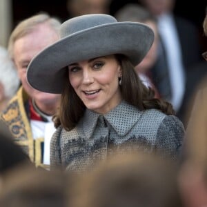 La duchesse Catherine quittantl'abbaye de Westminster, le 14 mars 2016, après le service du Commonwealth Day.