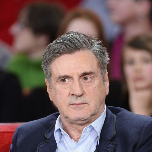 Daniel Auteuil - Enregistrement de l'émission "Vivement Dimanche" à Paris diffusée le 14 février 2016. © Coadic Guirec/Bestimage