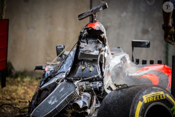 Ce qu'il reste de la McLaren de Fernando Alonso après son accident lors du Grand Prix d'Australie, le 20 mars 2016 à Melbourne.