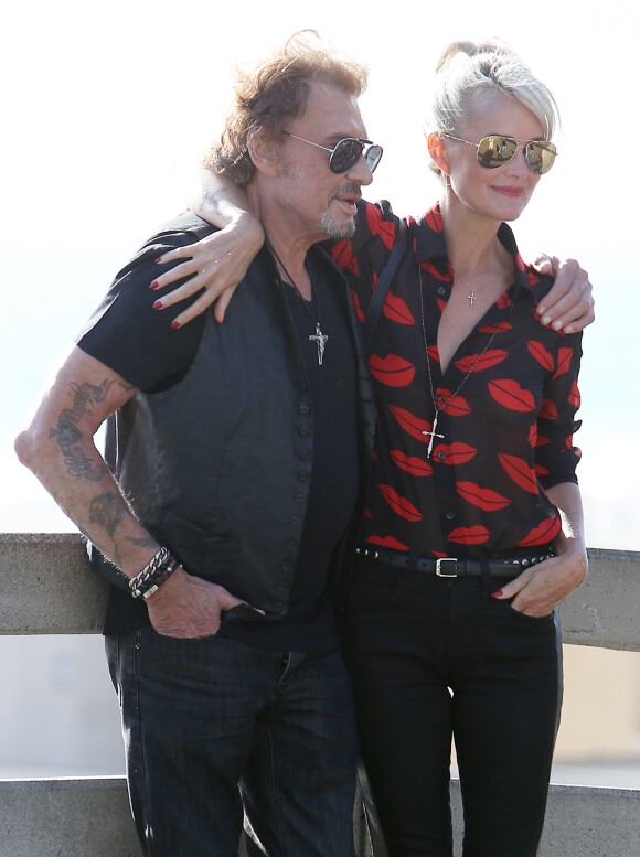 Johnny Hallyday et sa femme Laeticia sont allés se promener en moto aux alentours de Los Angeles. Le 27 septembre 2014