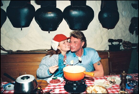 Johnny Hallyday et sa femme Laeticia Hallyday à Gstaad en 1996