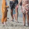 Lilly Becker (Lilly Kerssenberg) profite d'une journée à la plage avec son fils Amadeus (déguisé en lion) et une amie. Miami, le 26 mars 2016.