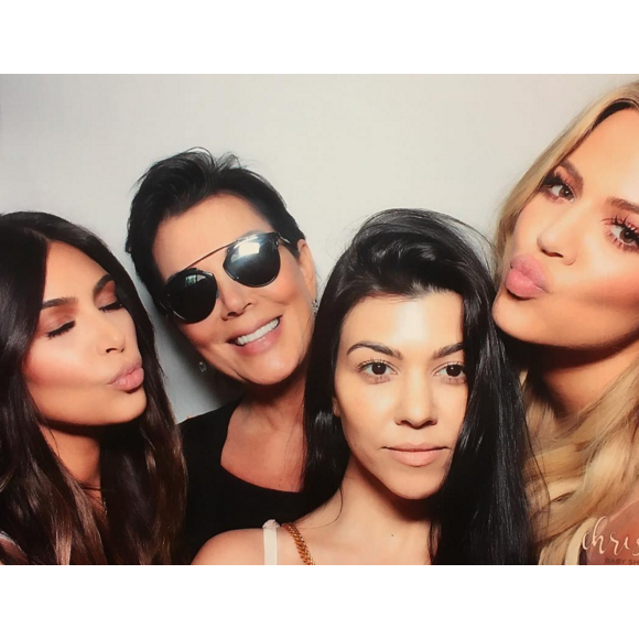 Kim Kardashian, Kris Jenner, Kourtney et Khloé Kardashian - Photo de la baby-shower de Chrissy Teigen et John Legend publiée le 26 mars 2016.