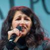 Zineb El Rhazoui lors du "concert pour la liberté", le 3 mai 2015 - Paris