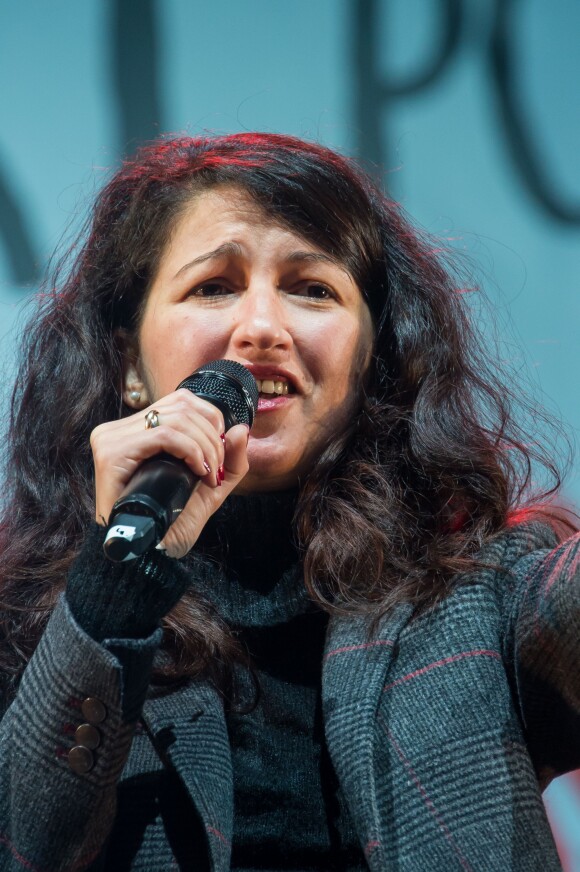 Zineb El Rhazoui lors du "concert pour la liberté", le 3 mai 2015 - Paris