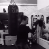 Pauline Ducruet en pleine séance de boxe à New York, image extraite d'une vidéo publiée sur Instagram début avril 2016.