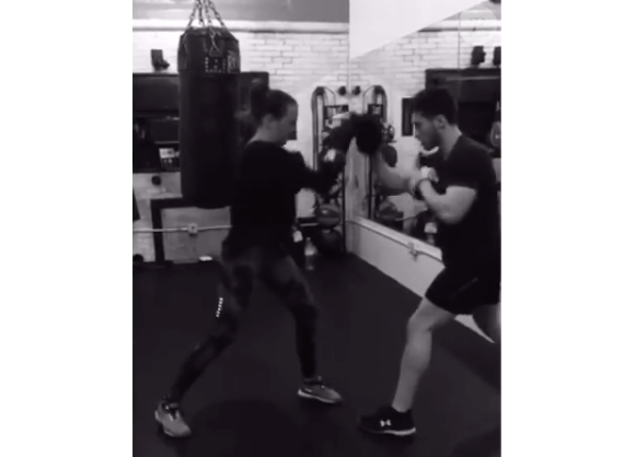 Pauline Ducruet en pleine séance de boxe à New York, image extraite d'une vidéo publiée sur Instagram début avril 2016.