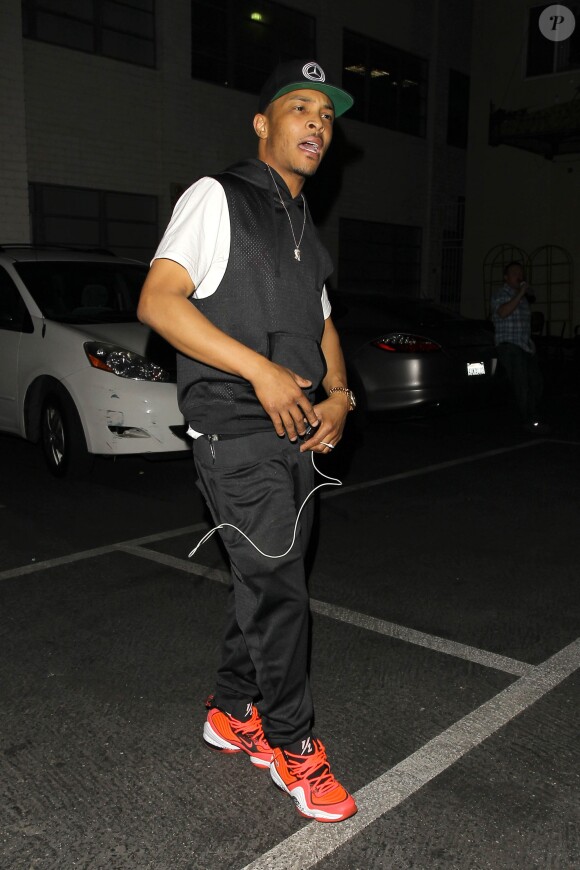 Le rappeur T.I. après un dîner chez Mastro's à Beverly Hills, Los Angeles, le 30 avril 2014