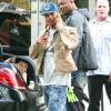 Le rappeur T.I. sort de la boutique Nike à Los Angeles, le 27 mars 2014