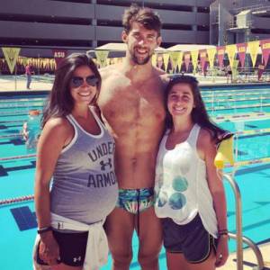 Nicole Johnson, enceinte, et son fiancé Michael Phelps, sur Instagram. Avril 2016