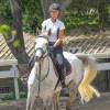 Iggy Azalea prend son cours d'équitation à Los Angeles. Le 30 mars 2016