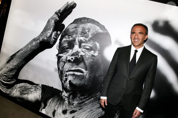 Nikos Aliagas, à l'exposition Corps et âmes à la Conciergerie à Paris le 23 Mars 2016. © Dominique Jacovides