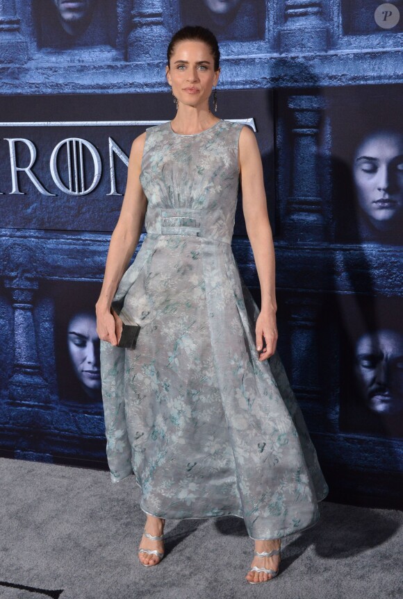 Amanda Peet - Soirée de lancement de la 6e saison de Game of Thrones, le 10 avril 2016 à Los Angeles.
